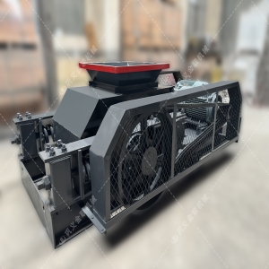 不挑食的 “實力派”：雙齒輥破碎機如何輕松應對礦石開采中的多樣物料？?